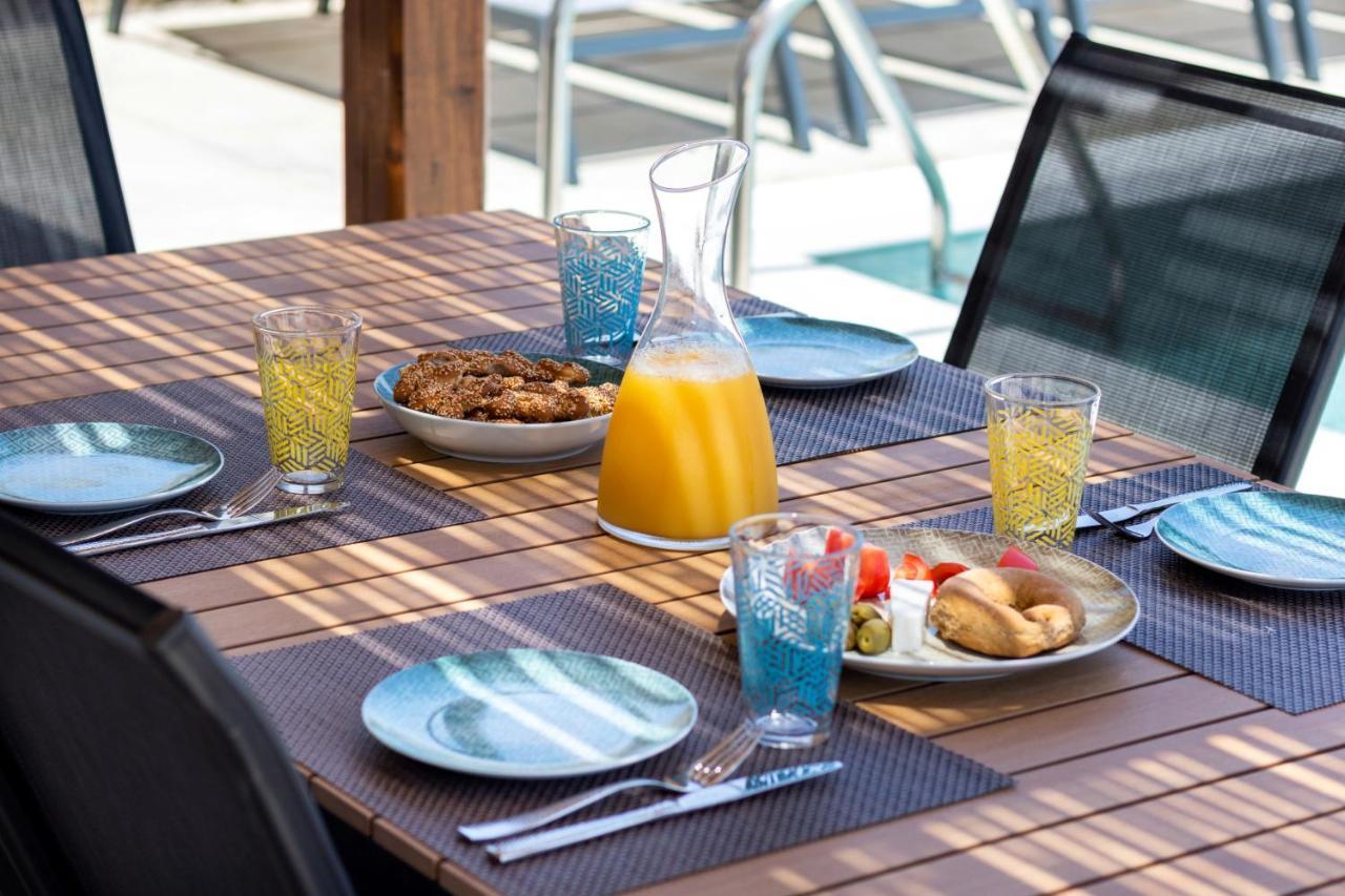 Cato Agro 5, Seafront Villa With Private Pool Afiartis Esterno foto
